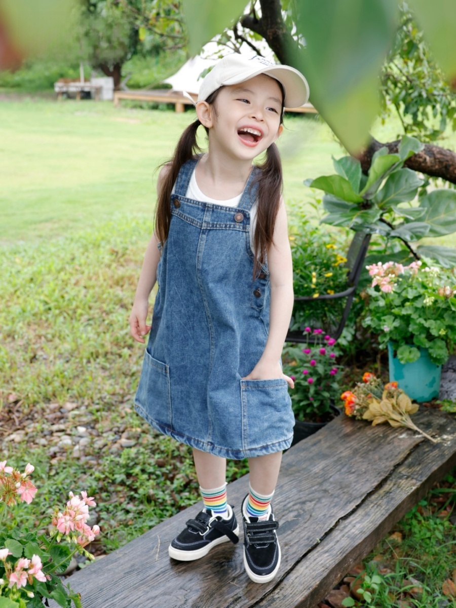 Kids Outdoor Overalls - Dziewczęce dżinsowe ogrodniczki-spódniczki na kemping, vintage,
