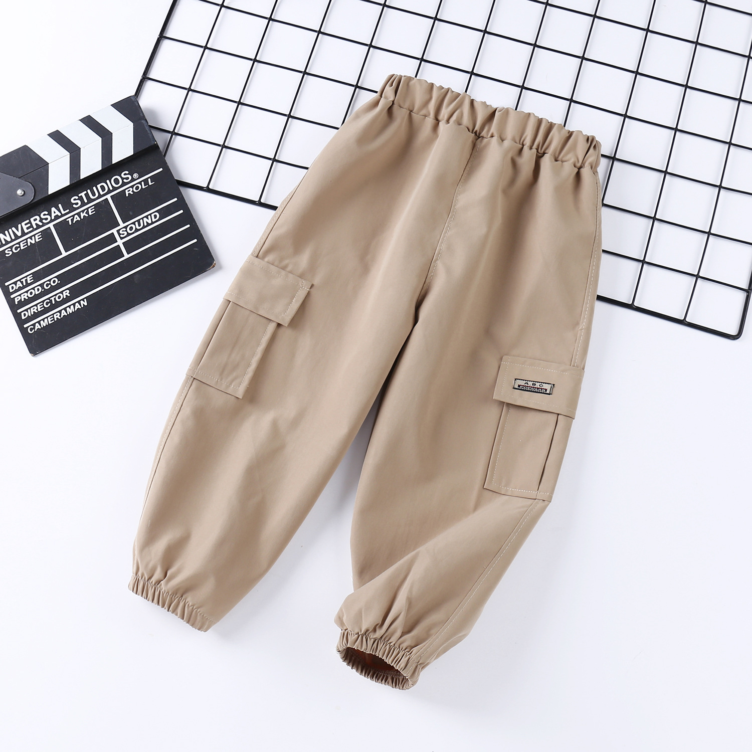 Spodnie chłopięce na wiosnę 20 – Kids Outdoor Overalls recenzja i cena
