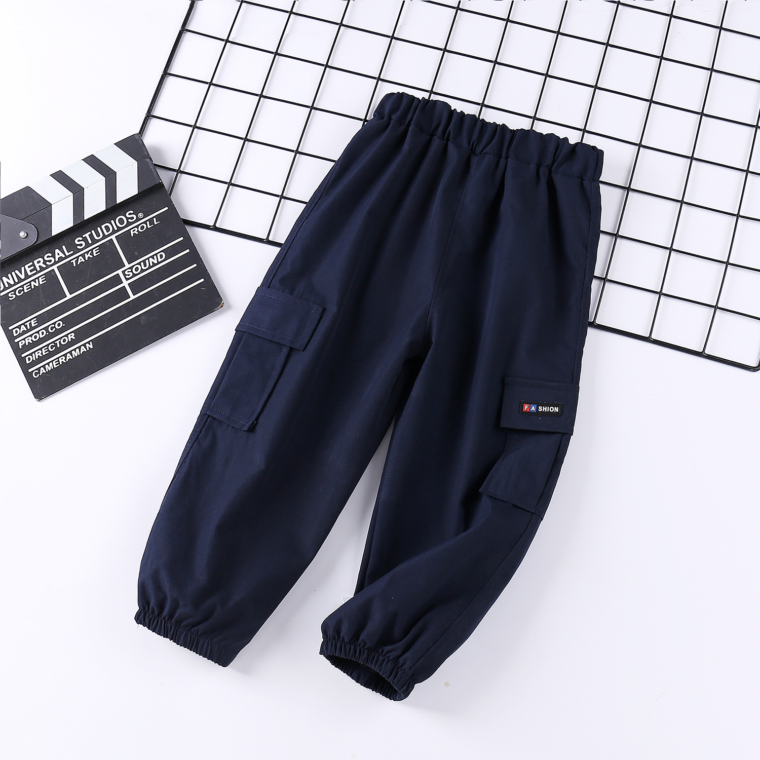 Spodnie chłopięce na wiosnę 20 – Kids Outdoor Overalls recenzja i cena